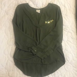 H&M green blouse