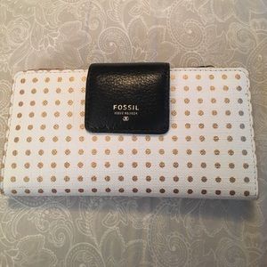 White & Gold Fossil Wallet