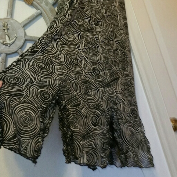 Designer Dress Lord and Taylor size 6. CDC brand. - Picture 2 of 5