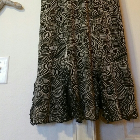 Designer Dress Lord and Taylor size 6. CDC brand. - Picture 3 of 5