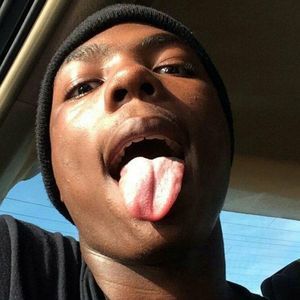 Meet your Posher, Deandre