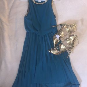 NWT Teal hi low dress with gold detailing