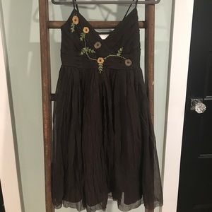 Party dress with beautiful flower detail