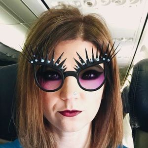 Meet your Posher, Dina