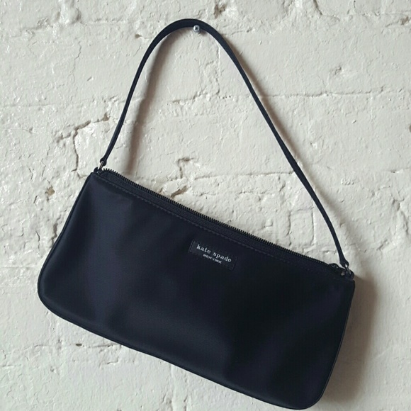 pia nylon shoulder bag