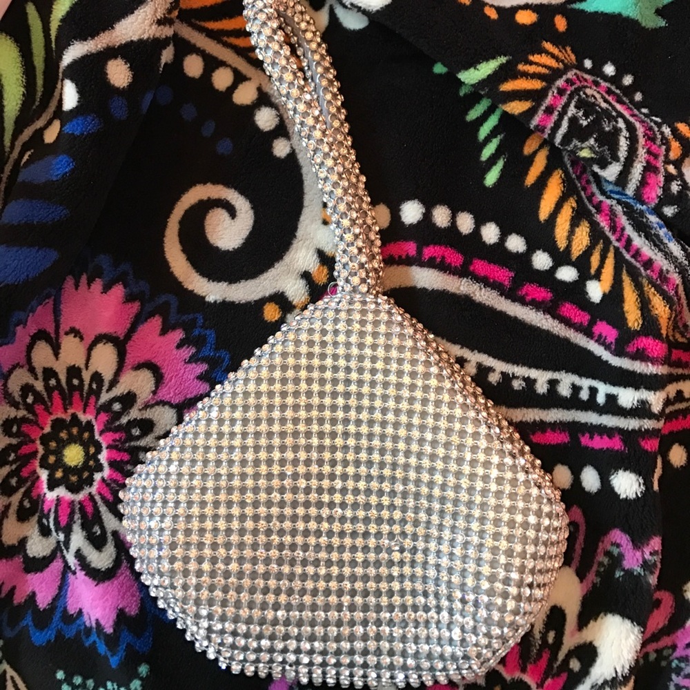 NEVER BEEN USED DIAMOND CLUTCH