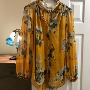 Jennifer Lopez Silky Floral Printed Tunic Blouse