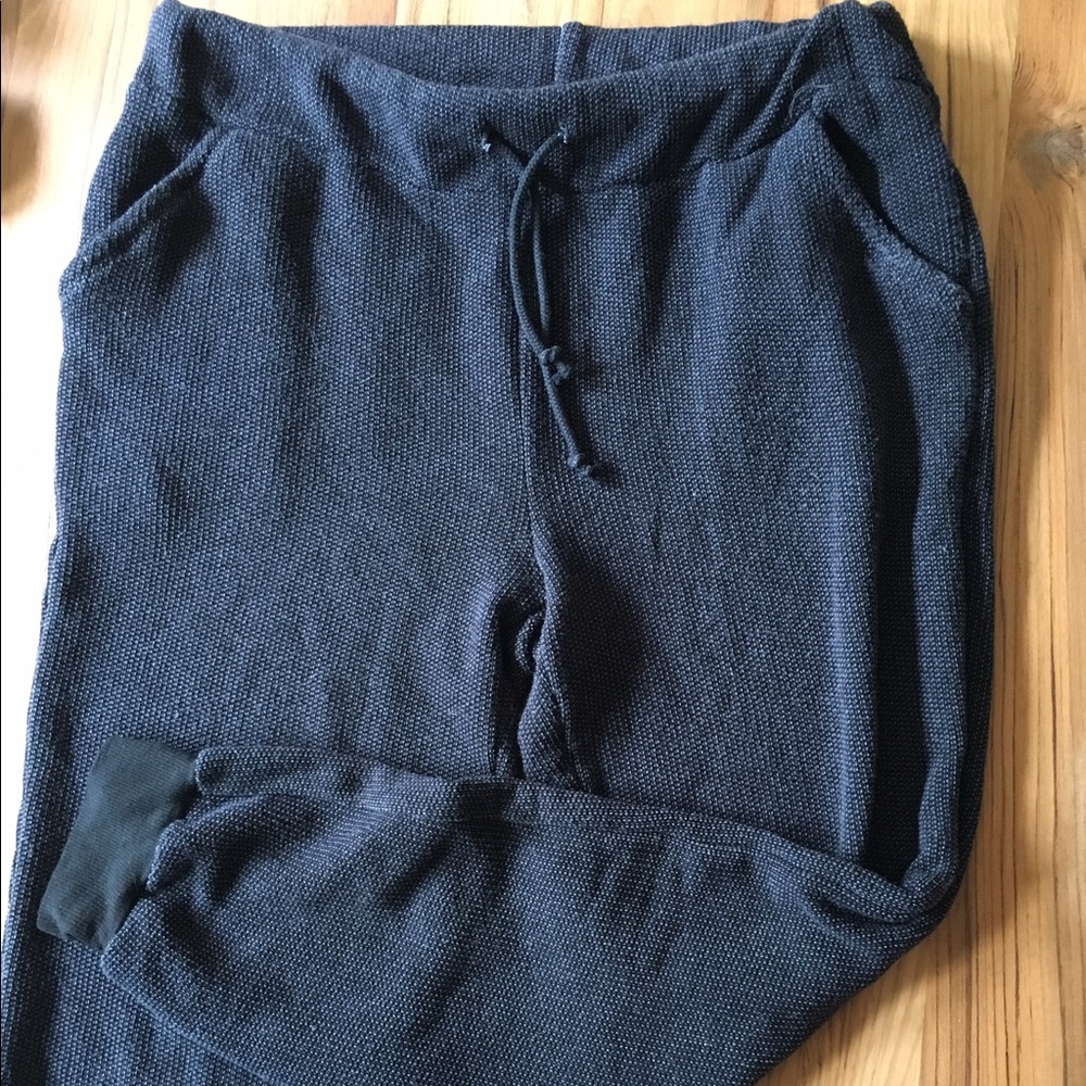 EUC Soft by Joie knit joggers size medium