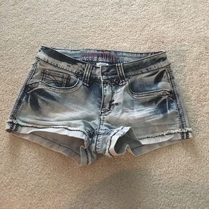 Hydraulic acid washed jean shorts