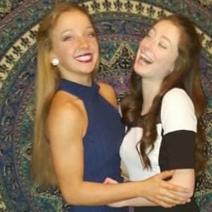 Meet your Posher, Chloe