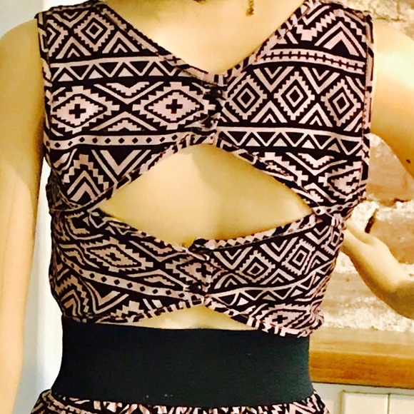 Tribal Dress - Picture 3 of 5