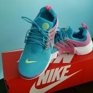 Womens Nike Presto Shoes