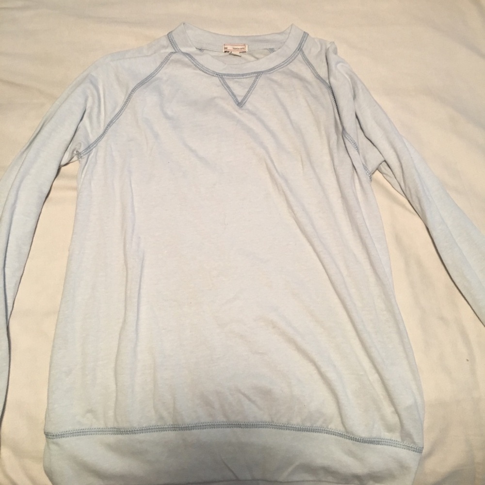 Comfy long sleeve blue top