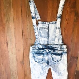 Acid wash fitted overalls