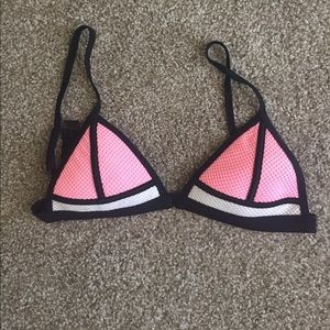 Triangl Pink top