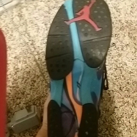 Aqua 8s - Picture 4 of 5
