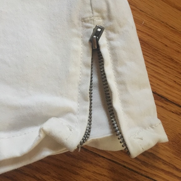 F21 high waisted shorts - Picture 3 of 4