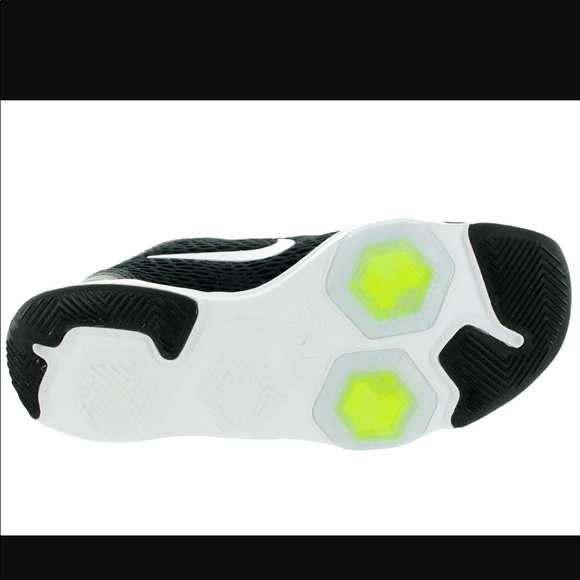 Nike zoom black/white size women's size 7 - Picture 4 of 4