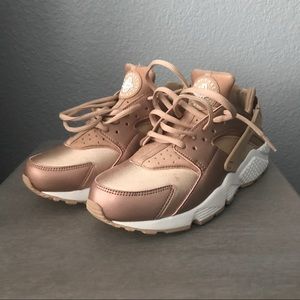 Rose Gold Nike Huarache