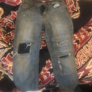 BDG Ripped denim jeans, high rise. GREAT condition