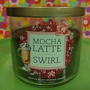 Mocha Latte Swirl candle Bath and Body Works