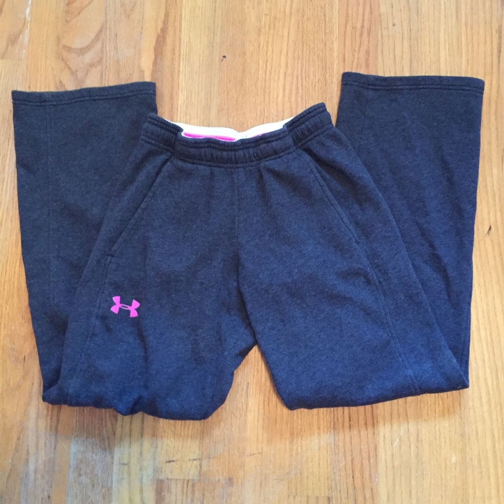Girls size medium Under Armour sweatpants
