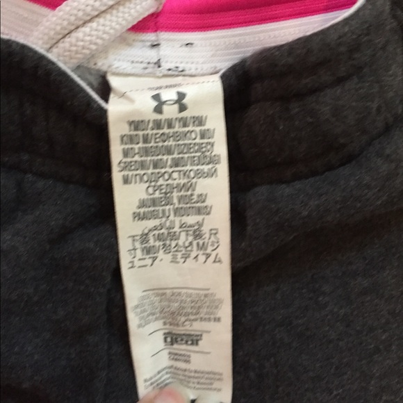 Girls size medium Under Armour sweatpants - Picture 2 of 2