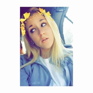 Meet your Posher, Kacie