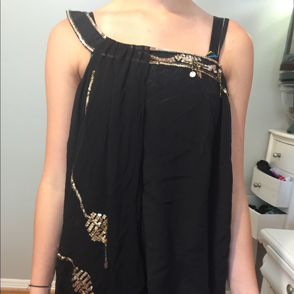 Black Sleeveless Grecian style asymmetrical Top