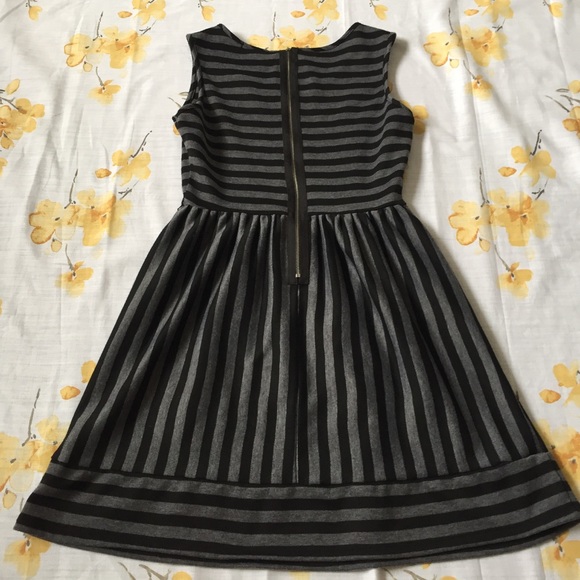 BeBop Black and gray striped dress - Picture 2 of 4