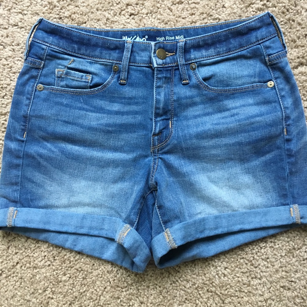 SOLD on Mercari-High Rise Short💙