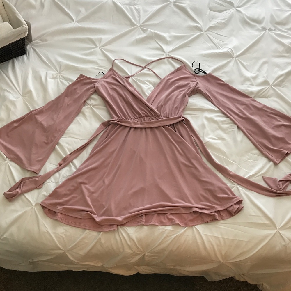 Forever 21 off the shoulder strappy dress