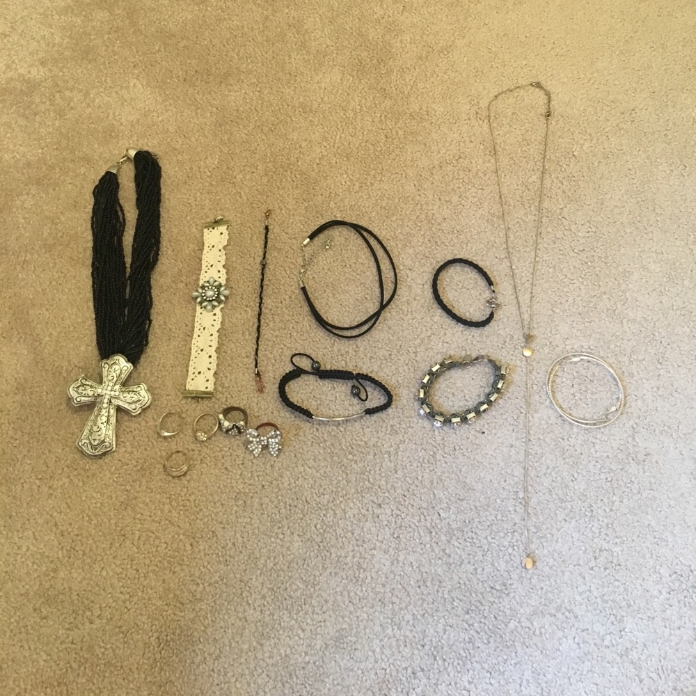 Women's jewelry bundle