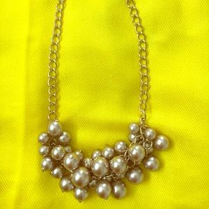 Champagne colored beaded necklace w/ gold accent