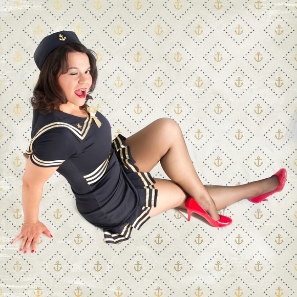 Meet your Posher, Miranda - Picture 3 of 8