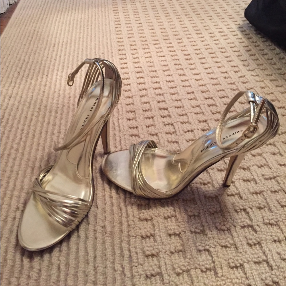 Gold Sandels