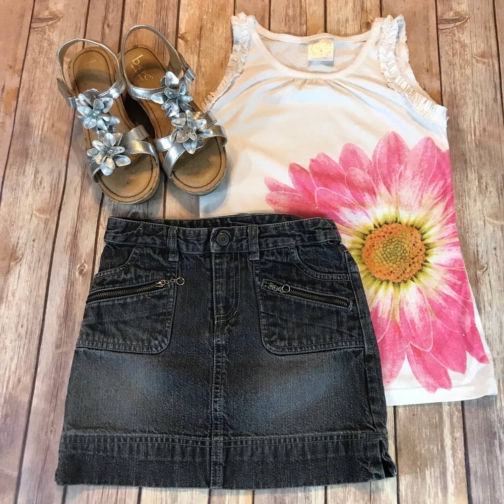 Girls Black Jean Skirt, Size 6.