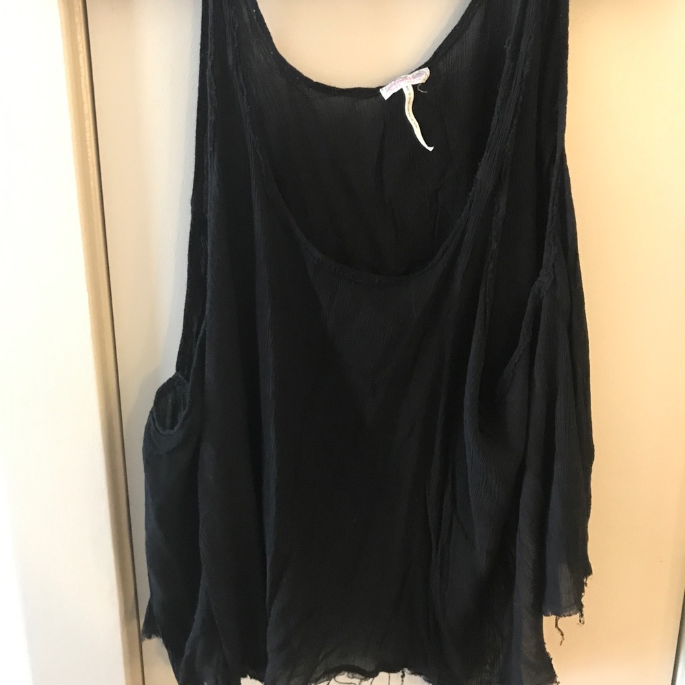 FREE PEOPLE BLACK FLOWY TANK TOP