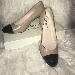 LK Bennett two-tone pump Black + Tan