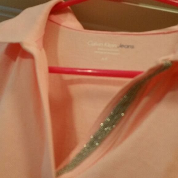 Top - Picture 2 of 4