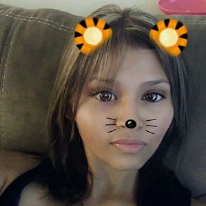 Meet your Posher, Sylvia