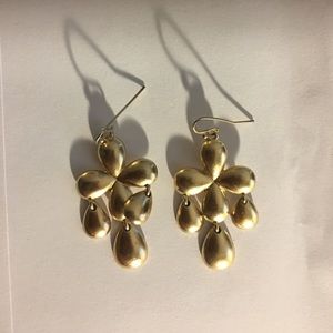 Gold dangle earrings
