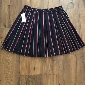 Banana Republic Pleated miniskirt