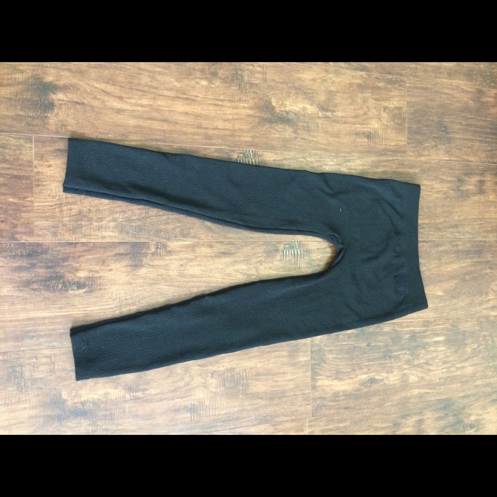 Black leggings