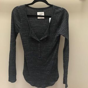 NWT! ABERCROMBIE & FITCH Black Henley Tee