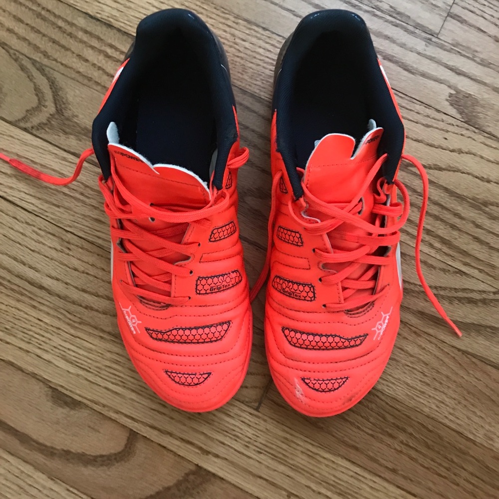 Boys Orange Puma indoor soccer shoes