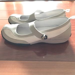 EUC Lands' End shoes