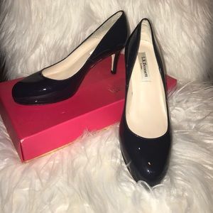 LK Bennett navy Sybila pumps