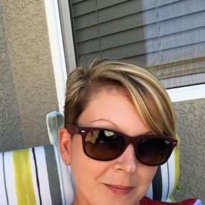 Meet your Posher, Christian