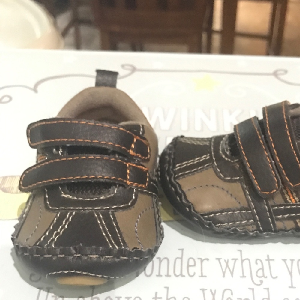 Baby boys brown shoes